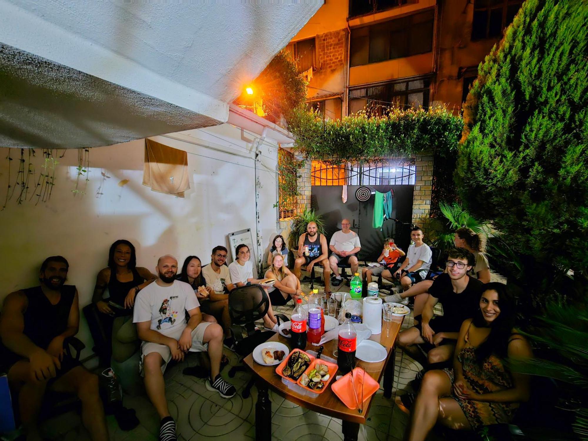 Shkodra Hostel & Day Tours Esterno foto