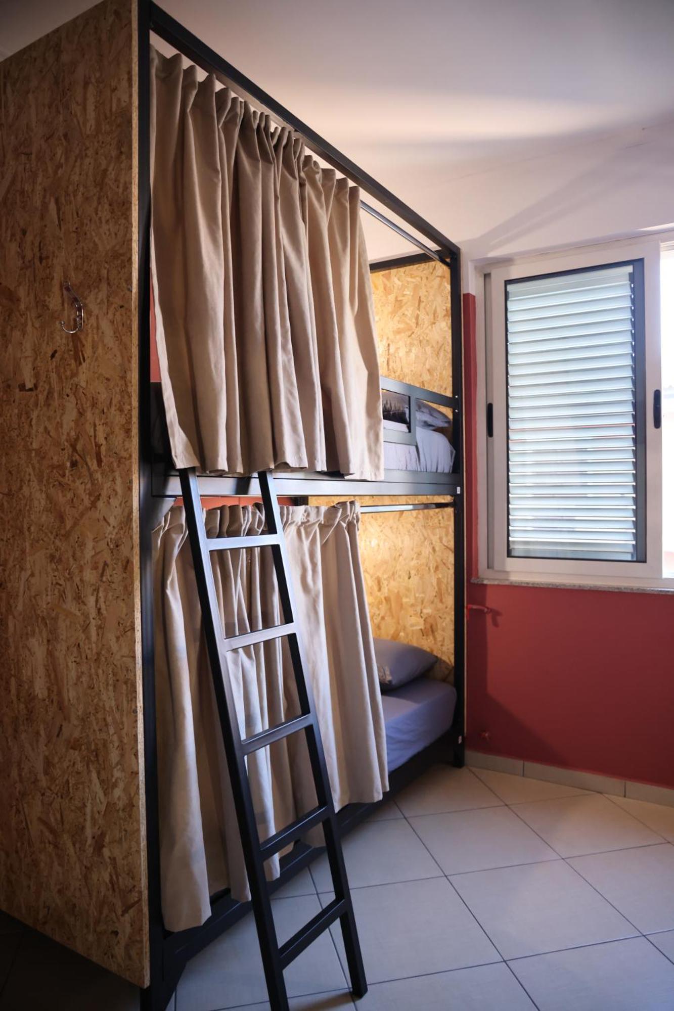 Shkodra Hostel & Day Tours Esterno foto